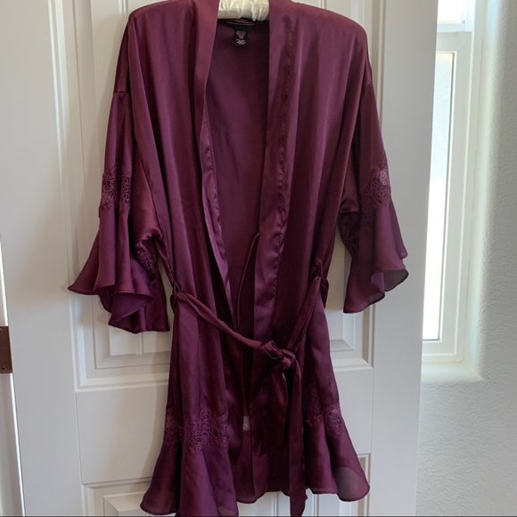 Victoria's Secret Flounce Dressing Gown Robe Kimono Lace Ruffle Satin  Xs Small - Picture 5 of 10